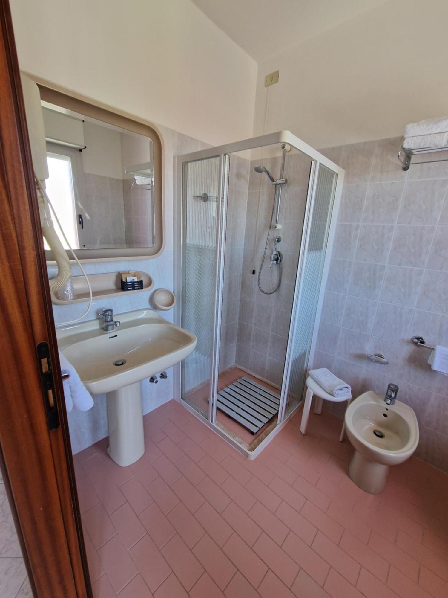 Hotel Di Giovanni Бибионе Номер фото