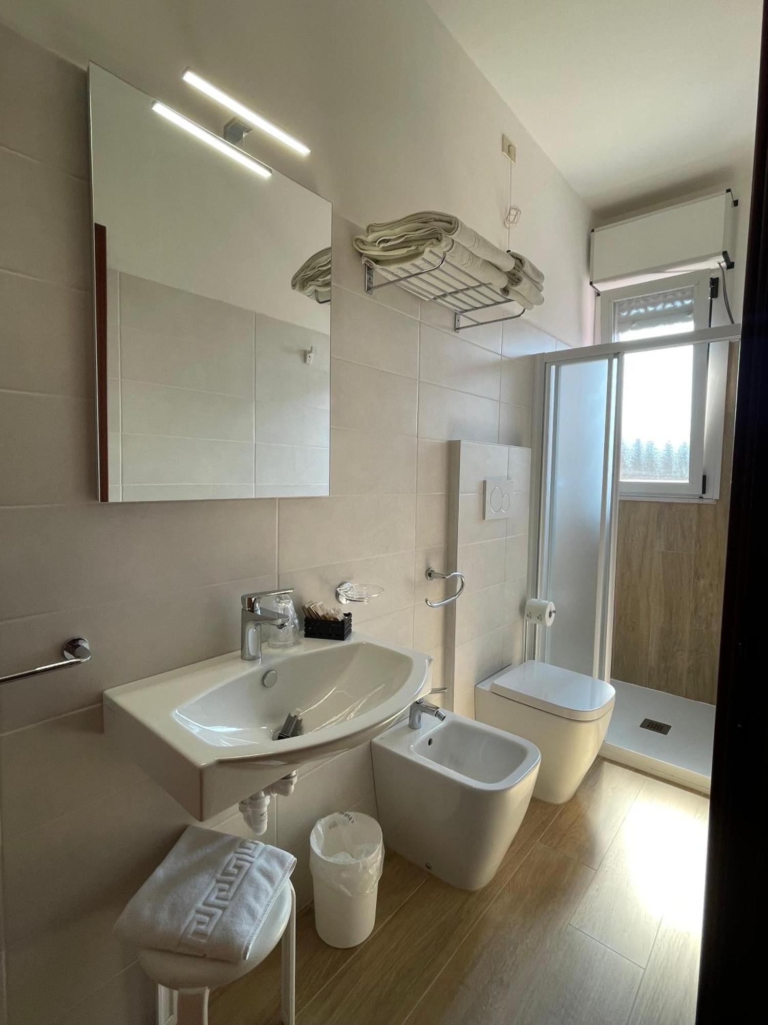 Hotel Di Giovanni Бибионе Экстерьер фото