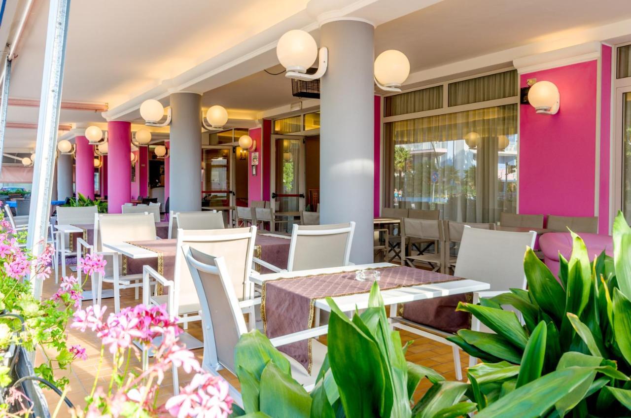 Hotel Di Giovanni Бибионе Экстерьер фото